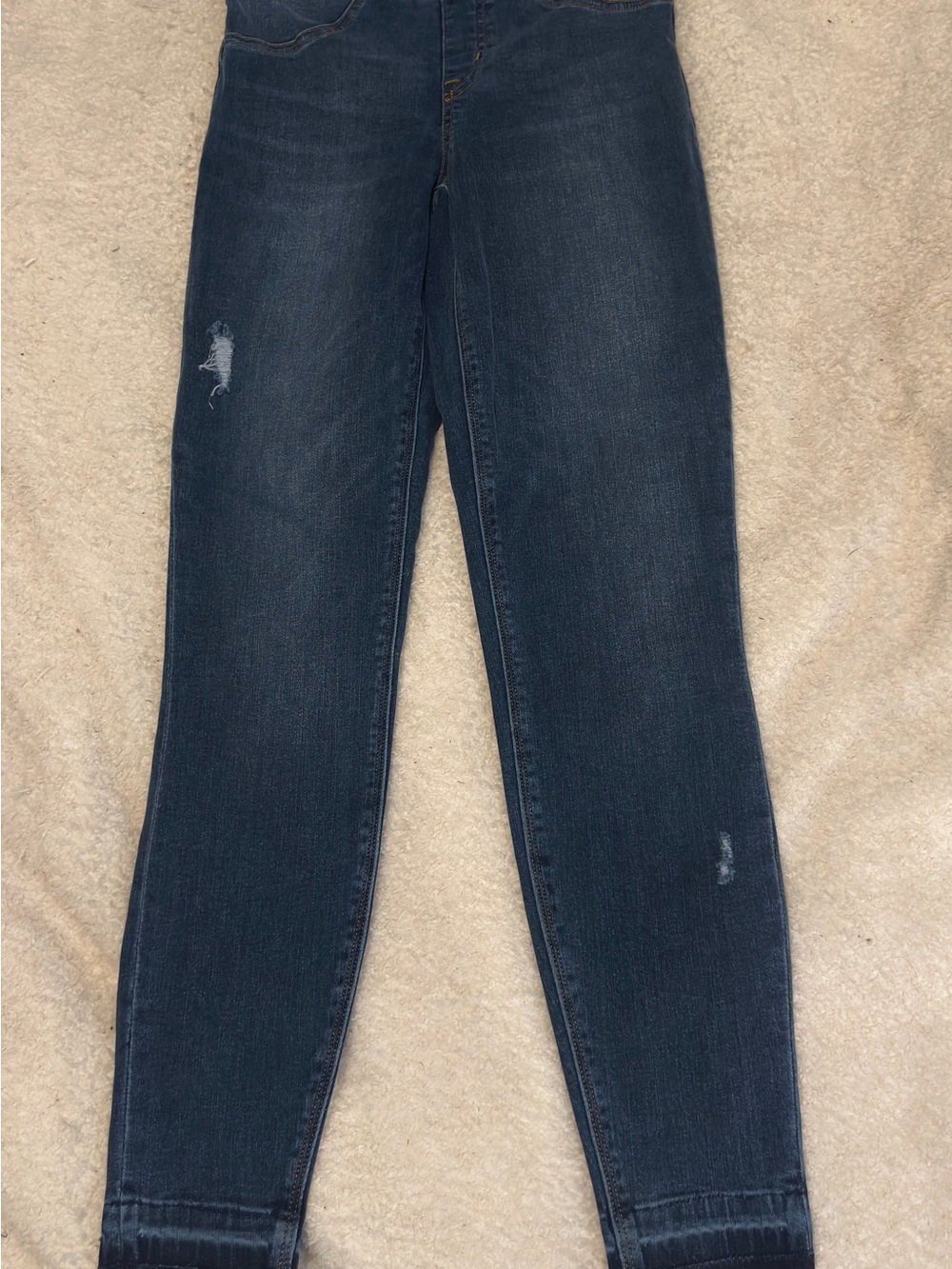 SPANX Dark Blue Skinny Jeans with Subtle Distress size S/P